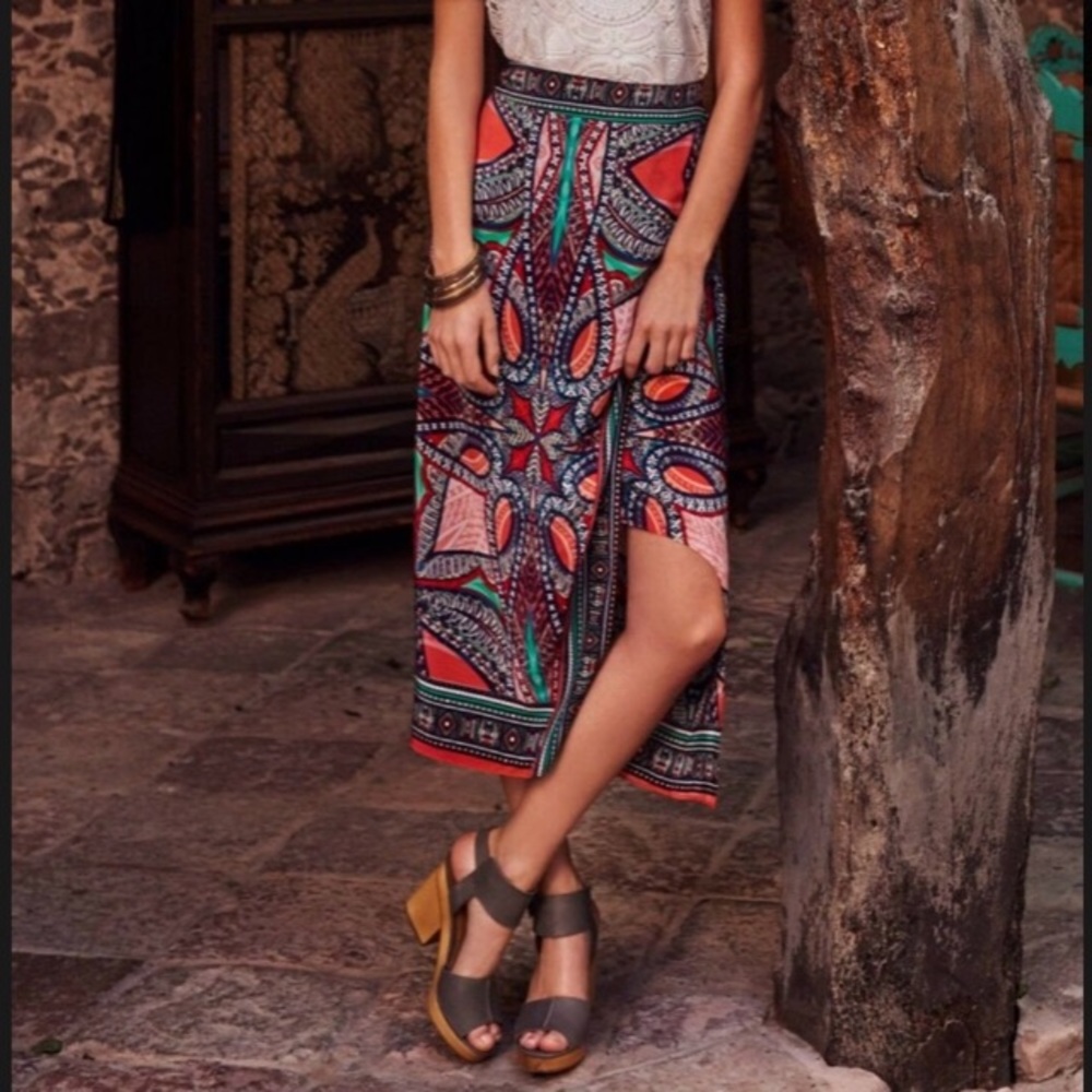 Anthropologie 100% Silk Geoda Wrap Skirt by Maeve